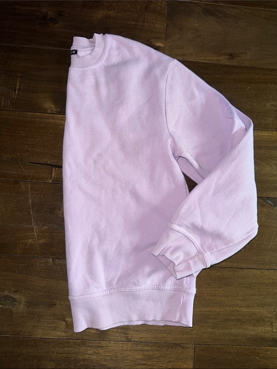 Zara Sweaters - Women's Classic Crewneck Sweater in Light Lavender